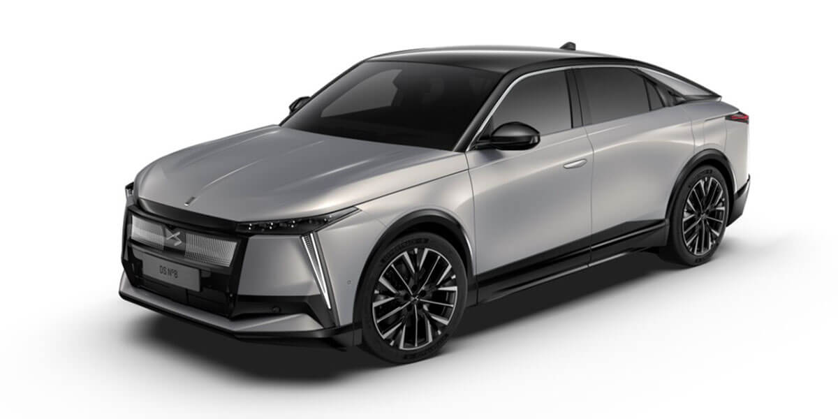 DS Automobiles N°8